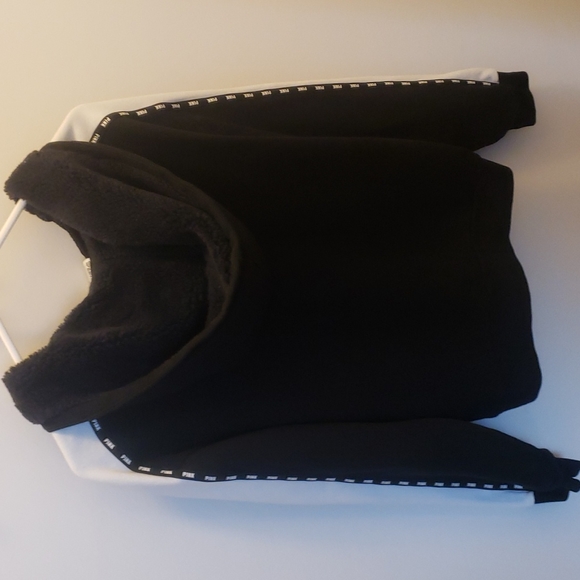 VICTORIA'S SECRET PINK FULL HOODED FRONT-ZIP. EXCELLENT CONDITION. - Picture 2 of 9